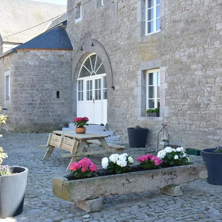 Annexe Of A Magnificent Tastefully Renovated Villa Ouffet Exterior photo